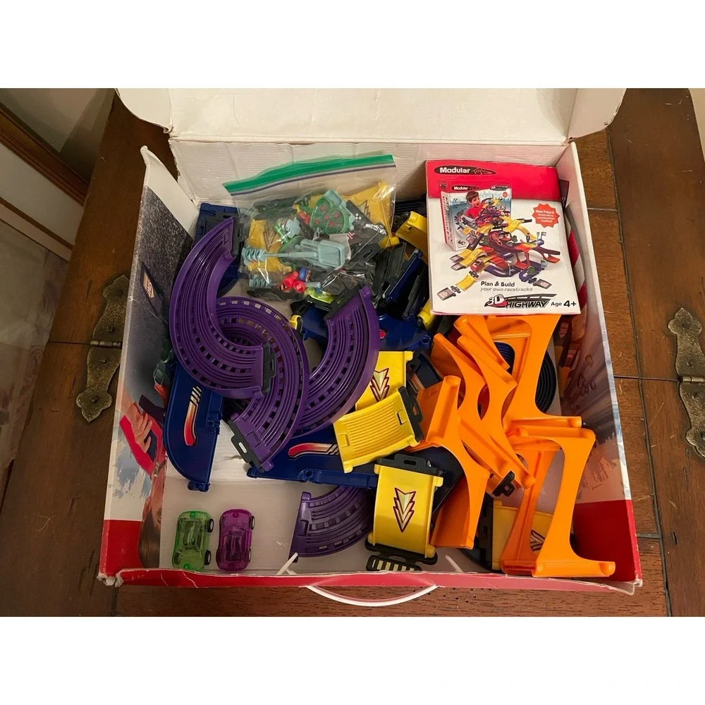 Modular Toys 3D Highway Educational Construction Kit‎